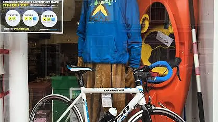 Skibb shop puts on scar display Image