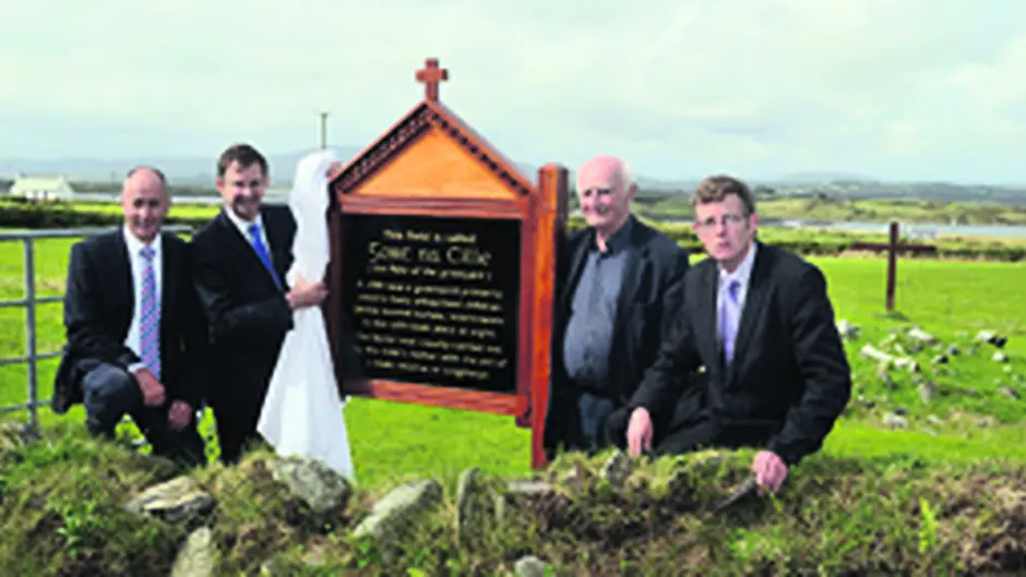 Plaque unveiled at Heir Islands grave for unbaptised children Image