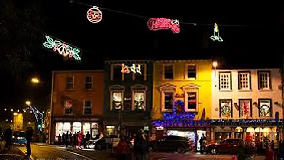A bright Christmas for towns Image