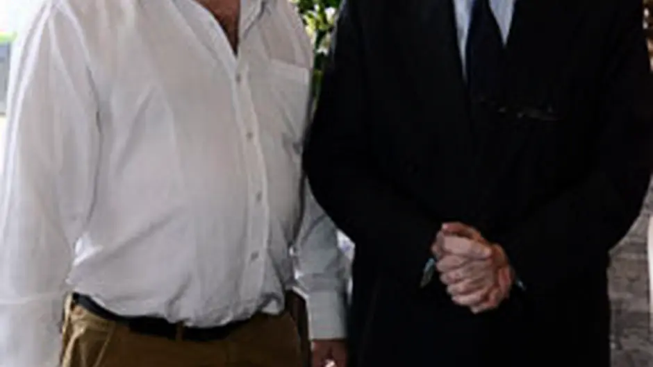 Collins and Hurley to consider Ross proposals Image