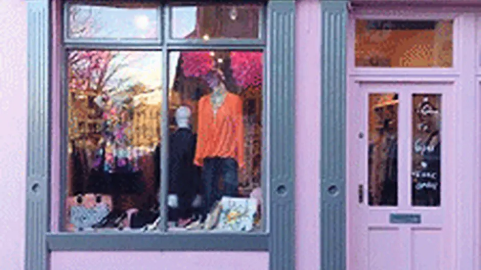 Kinsale trio organise style event Image