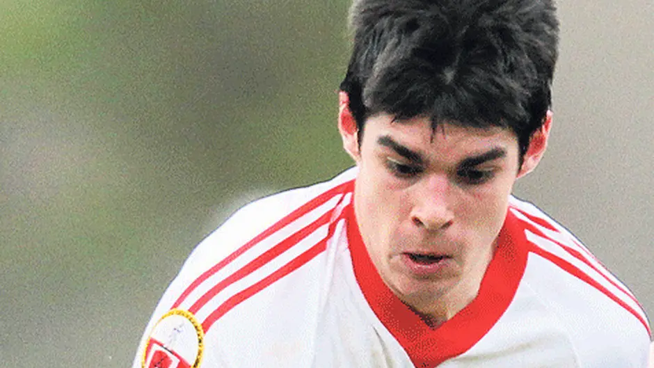 Davis shoots the lights out in Rossa romp Image