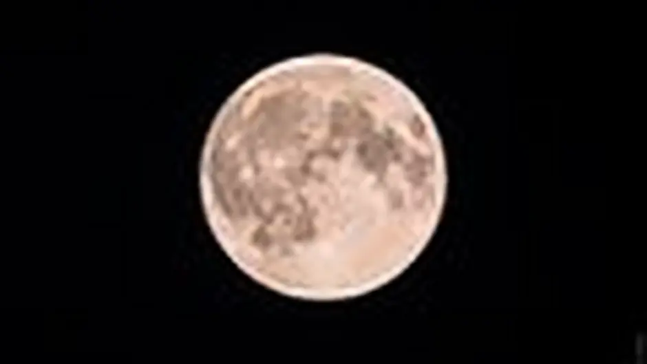 Warning as rare Full Moon brings extra hazard to swimmers this Christmas Day Image