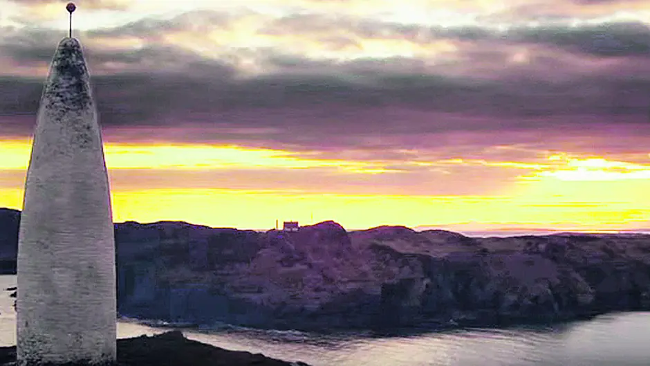Beacon and Mizen's bridge get pride of place in new ad Image
