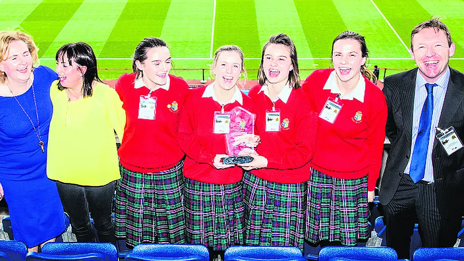 Clon girls win national calf-rearing award Image