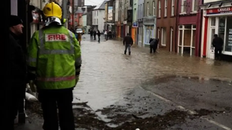 Diversions in place as flooding hits Skibbereen Image