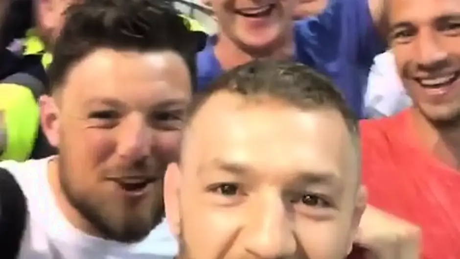 VIDEO: Cork footballers bump into Conor McGregor at the airport! Image