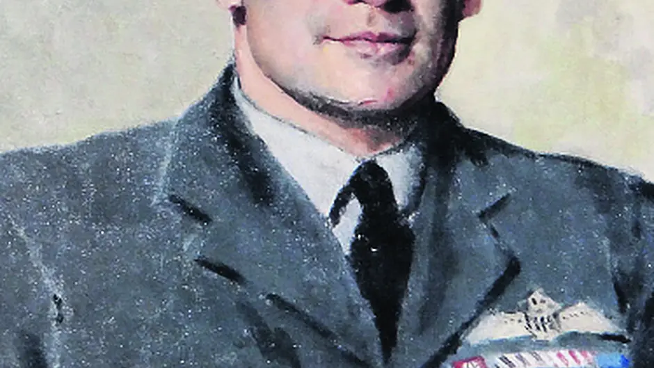 West Cork RAF hero honoured as replica Spitfire is unveiled Image