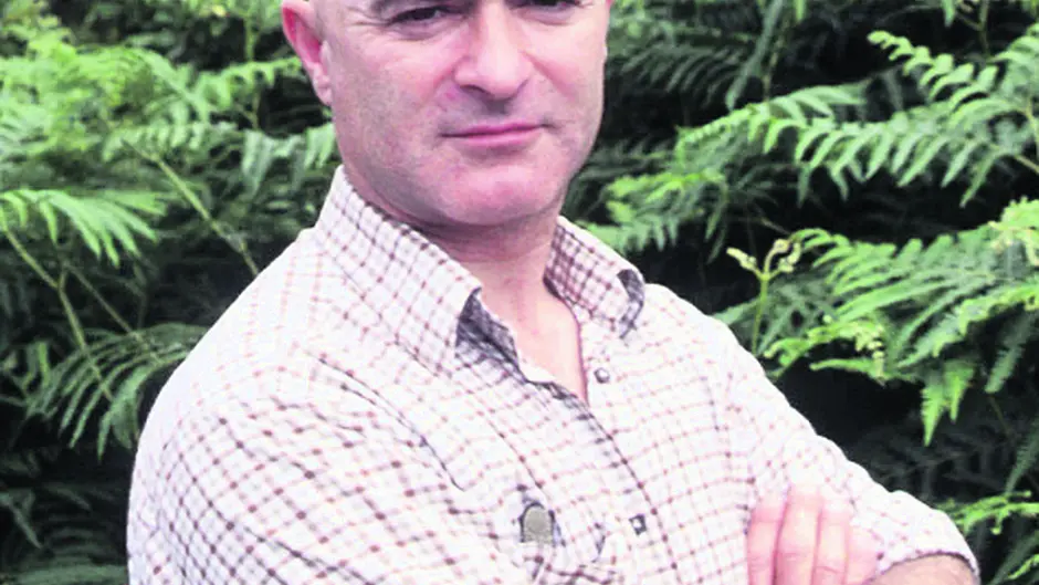 New lease of life for Cork & Kerry walking books Image