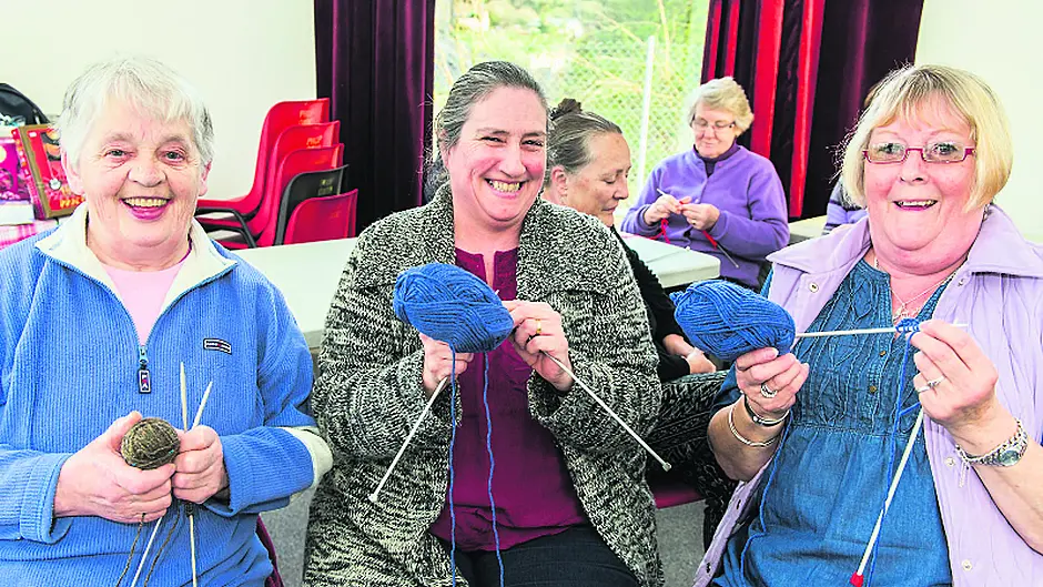 Knitting to help save lives in Durrus Image