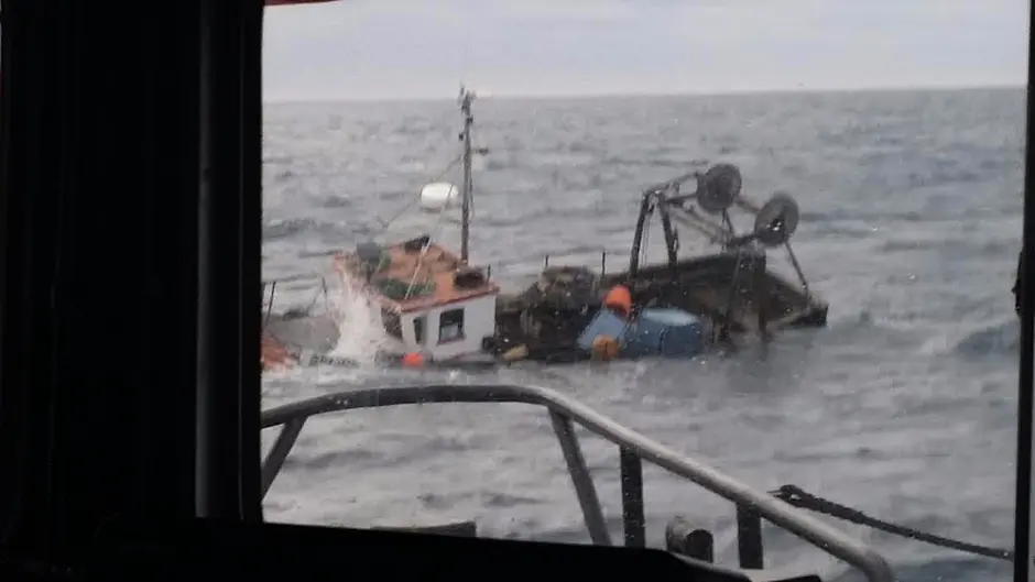 Man dies following swimming accident in Ballincollig while RNLI rescue trawler crew off Dursey Image