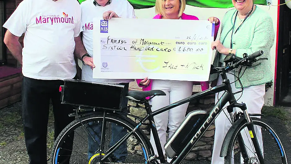 Duo's novel bike race makes the best ‘pit stops' – bar none! Image