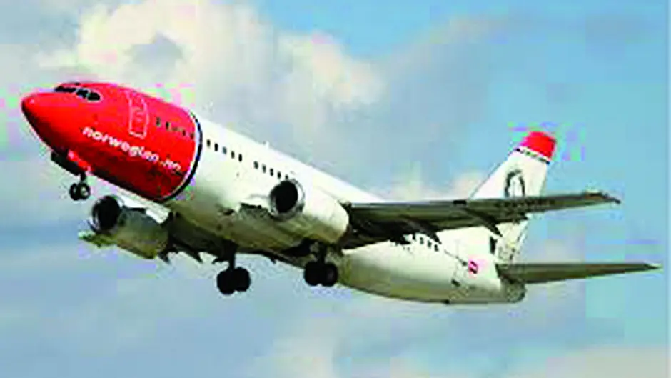 Clune welcomes talks in Norwegian flights to US row Image