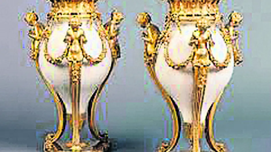 Antiques and vintage items fair Image