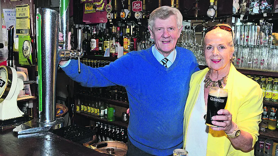 Seán & Lilly call last orders at Bandon pub Image