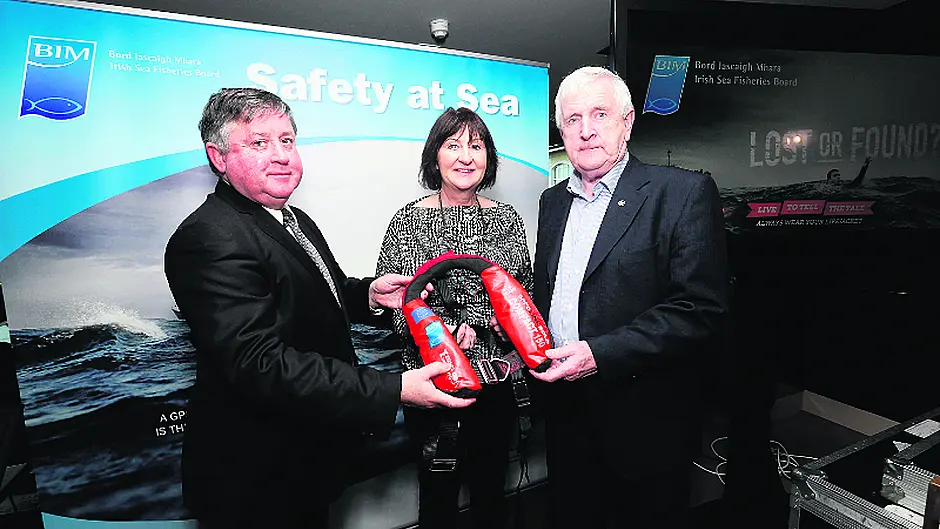 BIM's campaign urges fishermen to wear GPS lifejackets at sea Image