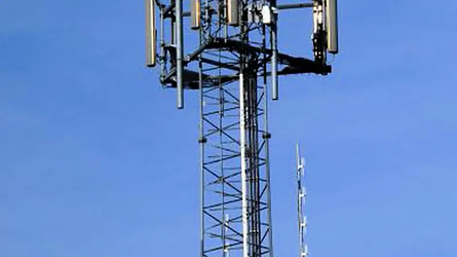 3 denies claim that poor phone coverage is due to ‘less masts' Image