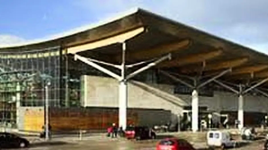 Cllrs express fears over delays to US flights permit Image