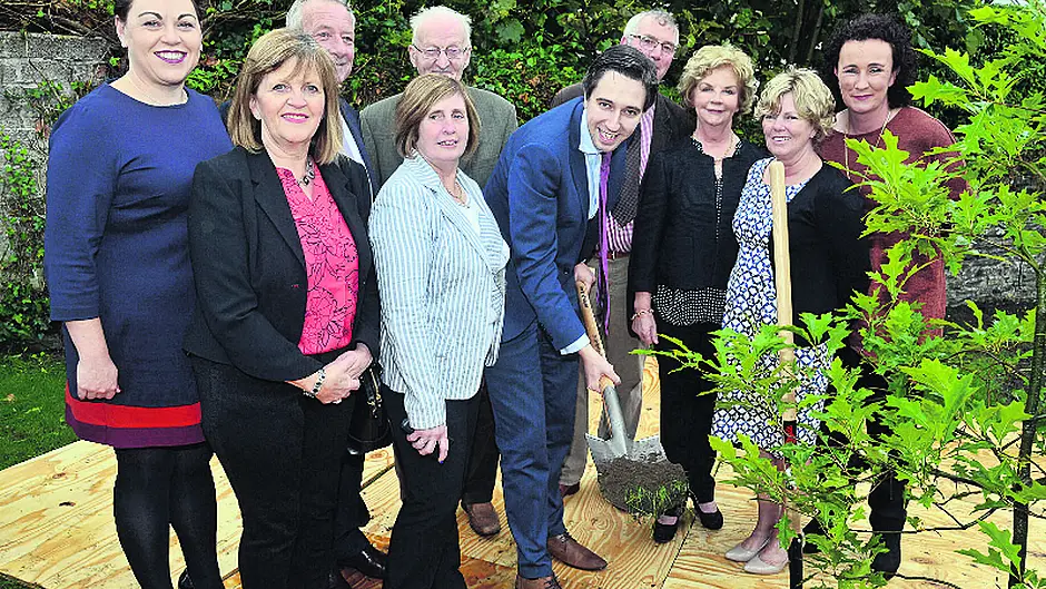 Minister Harris welcomes the progress in flood plan works Image