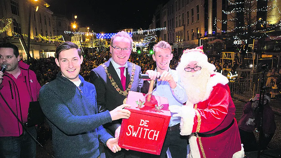Brothers to star at Lions Club gala dinner Image