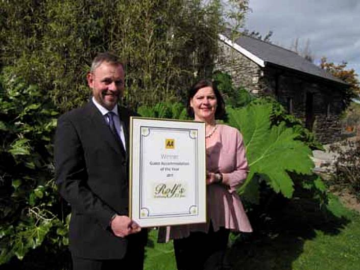 Baltimore's Rolf's wins AA accommodation award Image