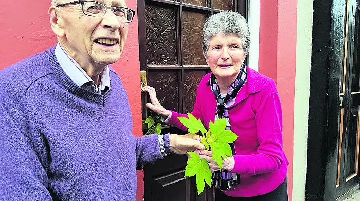 Keeping tradition of ‘summer on the door' alive Image
