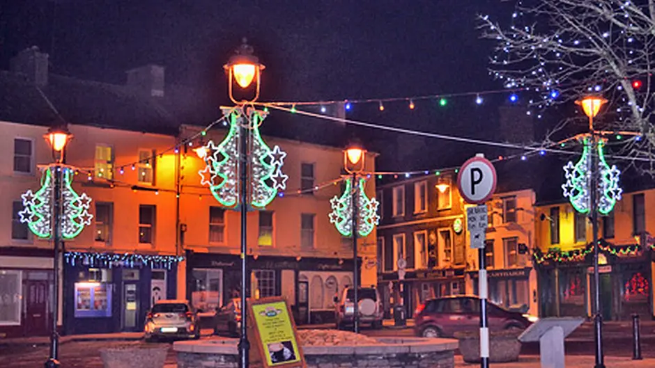 No sign of ‘comely maidens' in Dunmanway's ‘Women Behaving Badly' 12 pubs court case Image