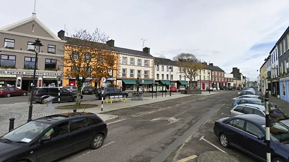 Pedestrian ended up on bonnet of mechanic's non-insured car Image