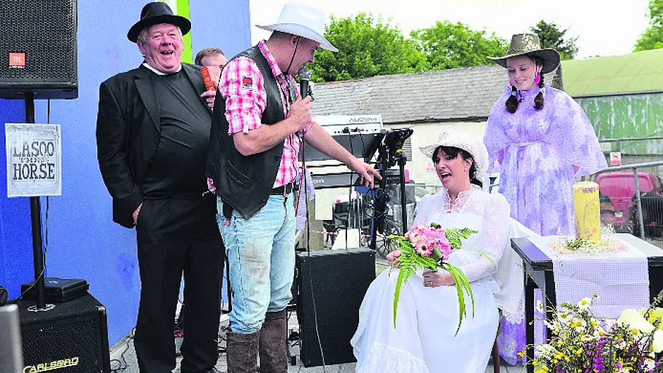 ‘Wedding' highlight of Ballydehob Country Music Festival Image