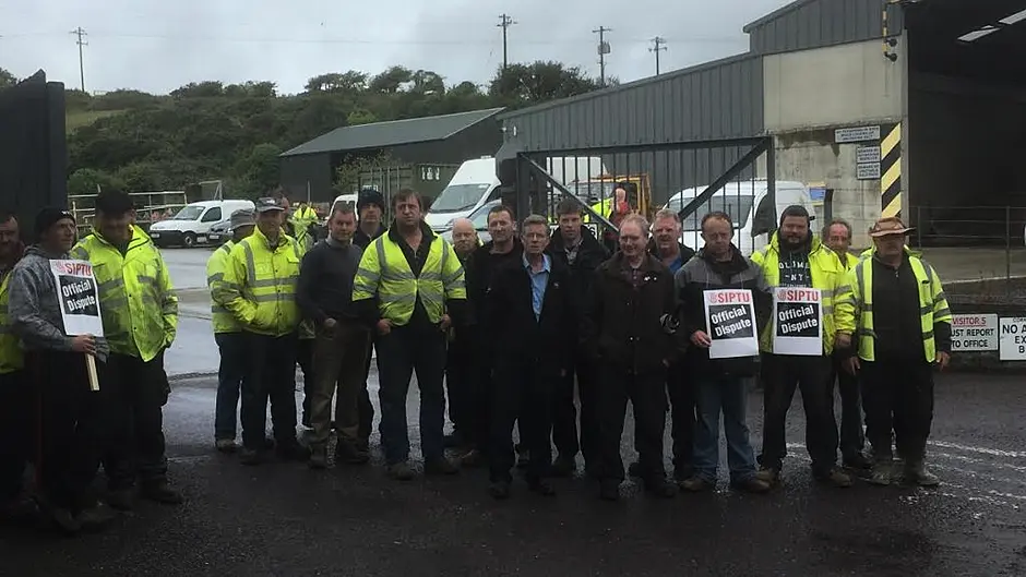 Strike at council depots Image