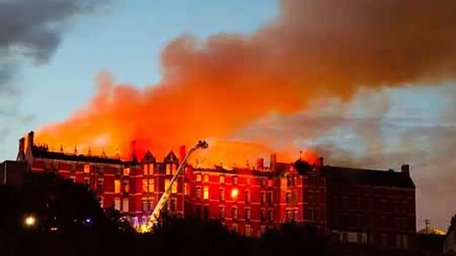 Councillors fear arson  attacks on buildings Image