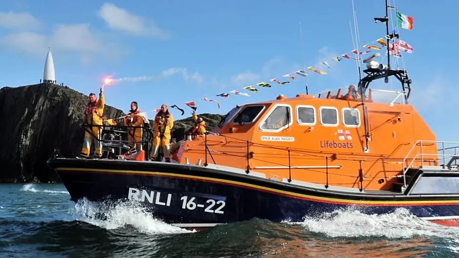 Baltimore RNLI go to assistance of crew of two Image