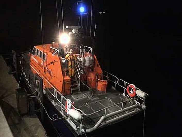 Baltimore lifeboat provides medical evacuation from Cape Clear Island Image