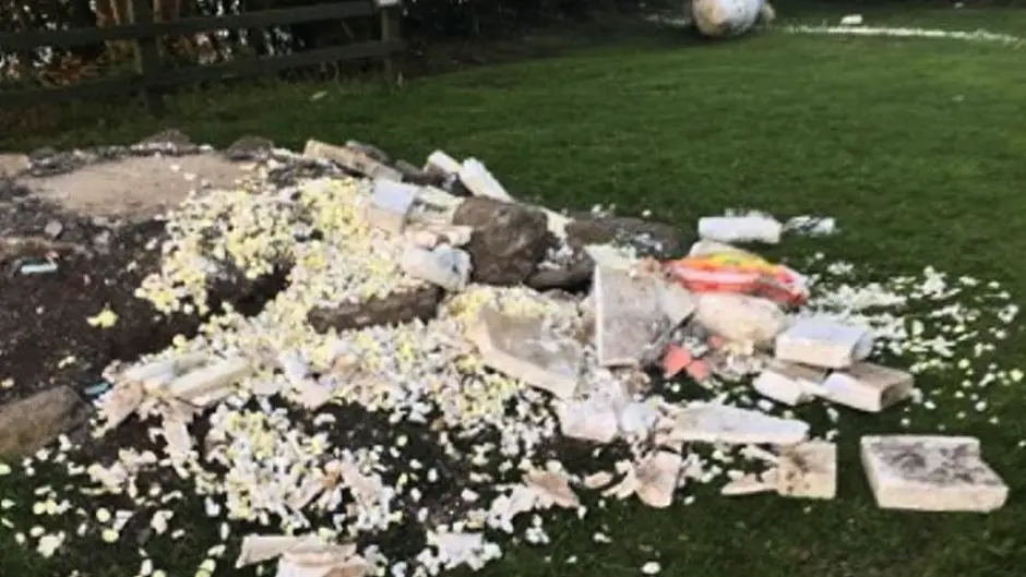 Schull locals horrified at destruction of ‘beacon' sculpture Image
