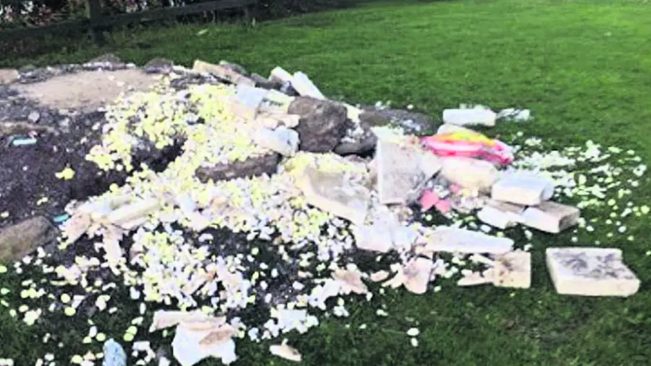 Schull sculpture smashed to pieces as gardaí take drink off ‘city' youths Image