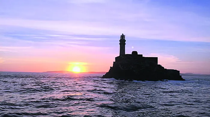 Twilight tours by boat of Fastnet are really rockin' Image