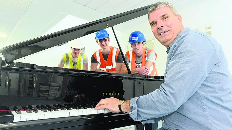 Couple makes generous gift of digital baby grand piano to Kinsale school Image
