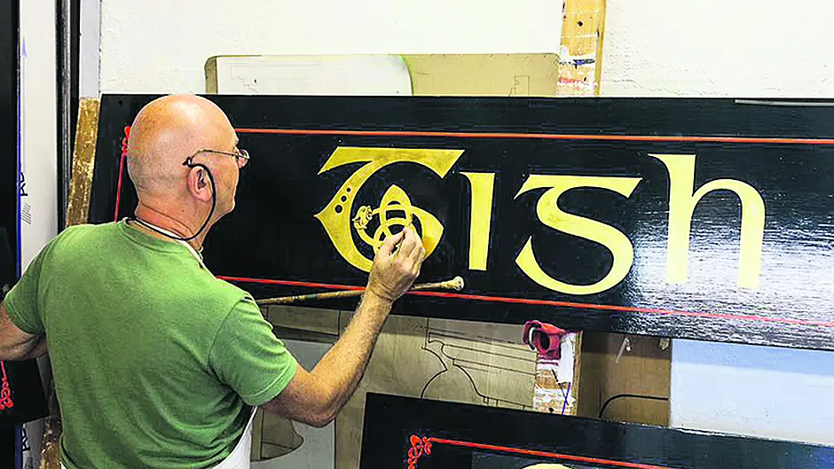 Tomás gives An Súgán a facelift – 40 years later! Image