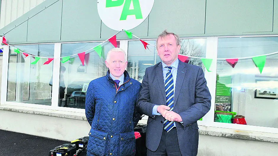 Minister praises Barrett family as  he opens new farm shop and store Image