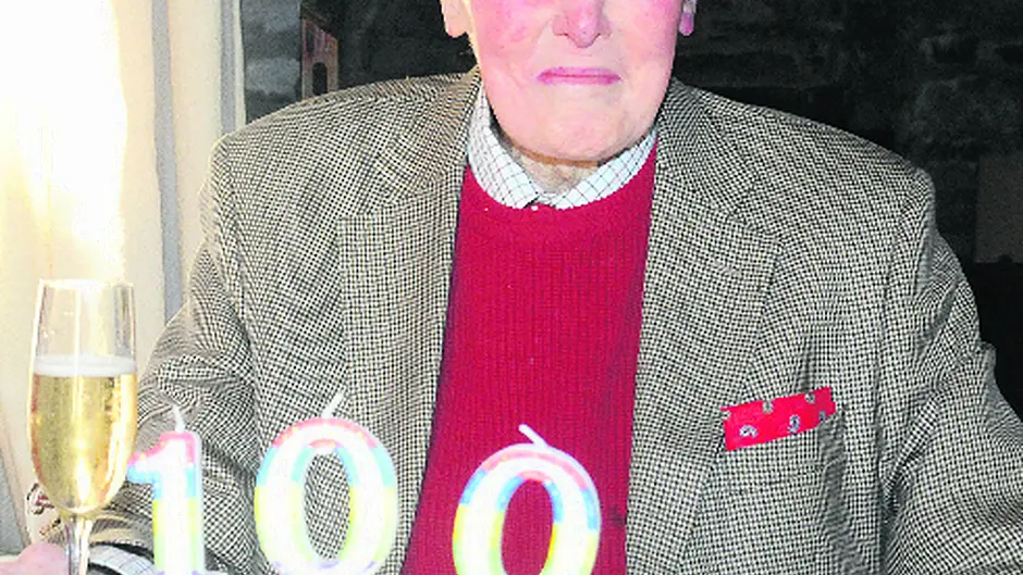 Death of former Falklands governor Haskard (100) Image