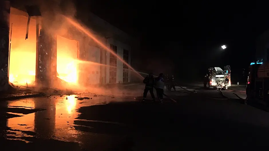 Building completely gutted in Bantry blaze Image