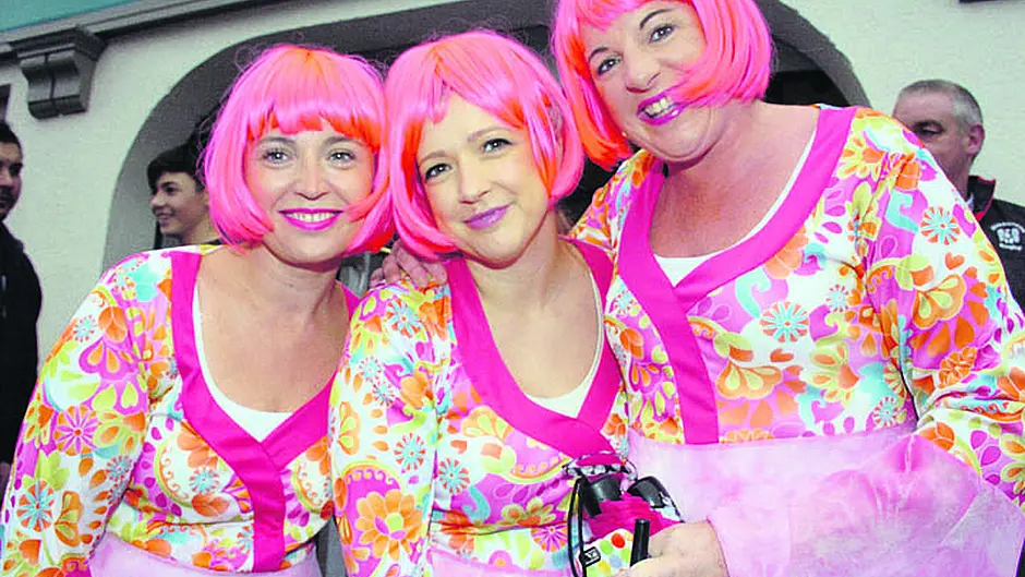 Union Hall's Pink Walk raises vital cancer funds Image