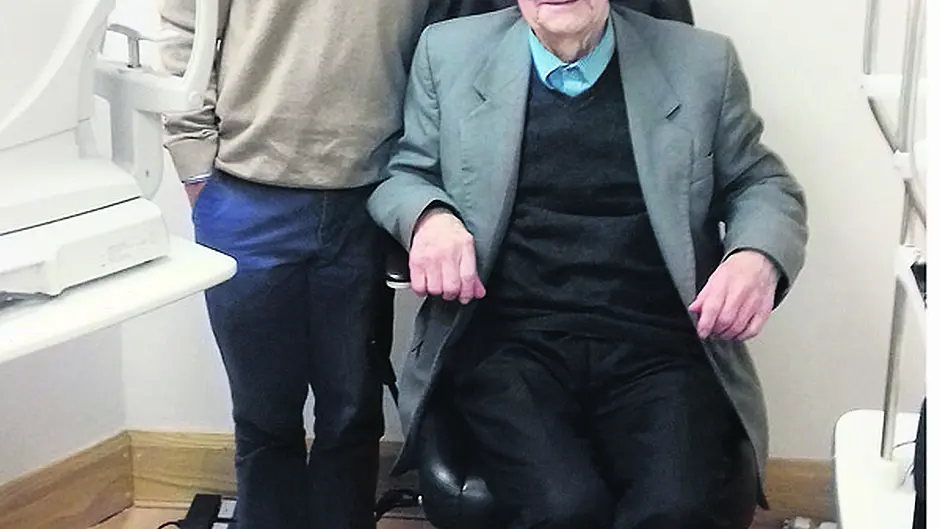 West Cork man (90) endures a 600-mile journey for eye operation Image