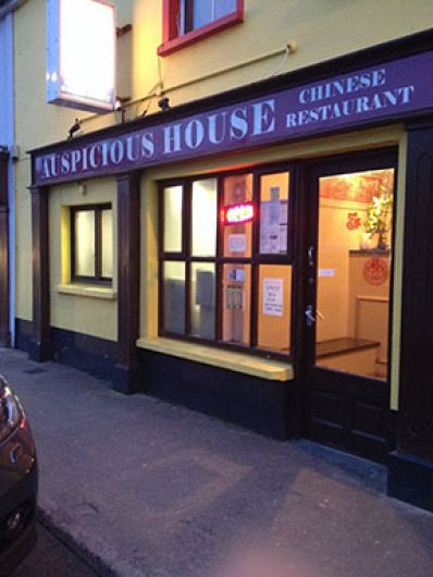 Men thrashed Chinese restaurant after owner flashed ‘closing time' lights Image