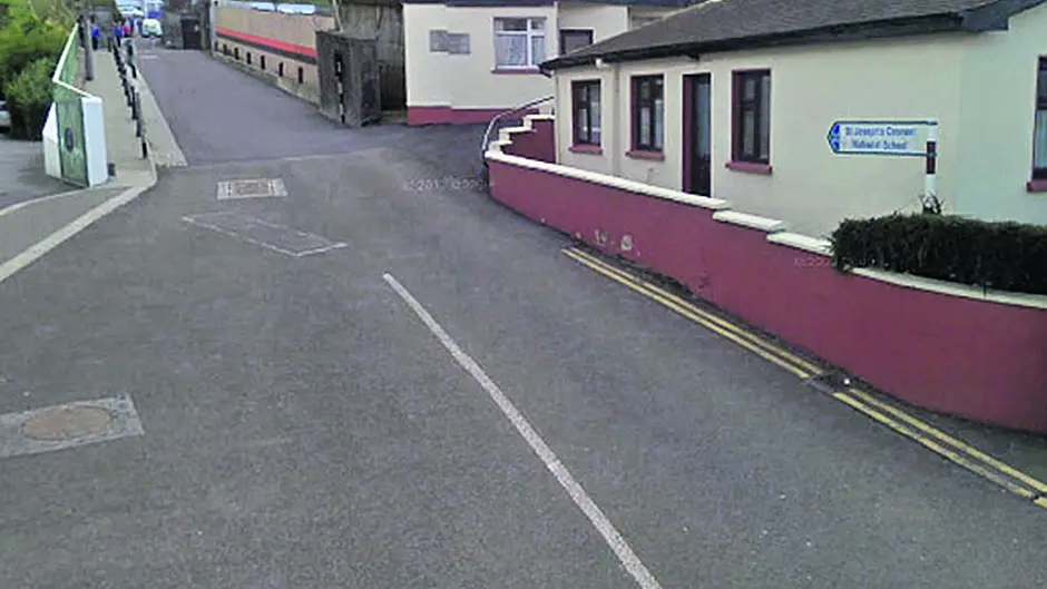 Gardaí attempt to ID man who scared girls Image