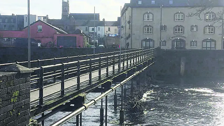 Anger over delayed public access to Bandon bridge Image