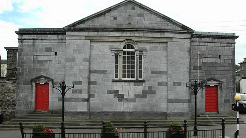 Man appears in court over Enniskeane burglary Image