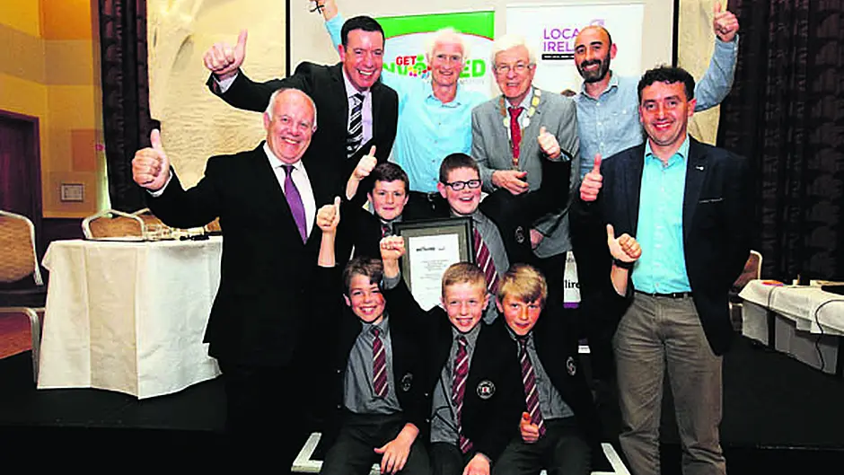 Co-operation in the community is the key to successful local sustainability Image