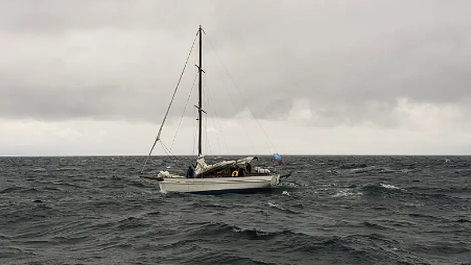 Castletownbere RNLI rescues yacht snagged in lobster pots near Dursey   Image