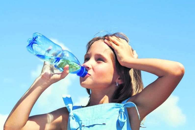 Heatwave prompts glass bottle warning Image